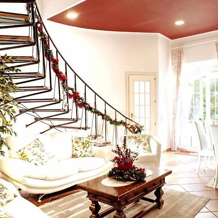 Elegante Villa Lu Centro Citta Con Parcheggio Cagliari Ngoại thất bức ảnh