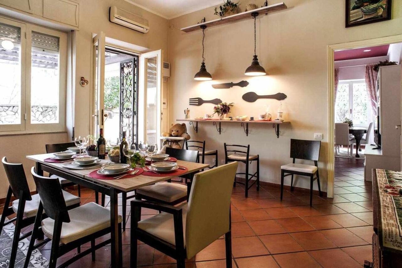 Elegante Villa Lu Centro Citta Con Parcheggio Cagliari Ngoại thất bức ảnh