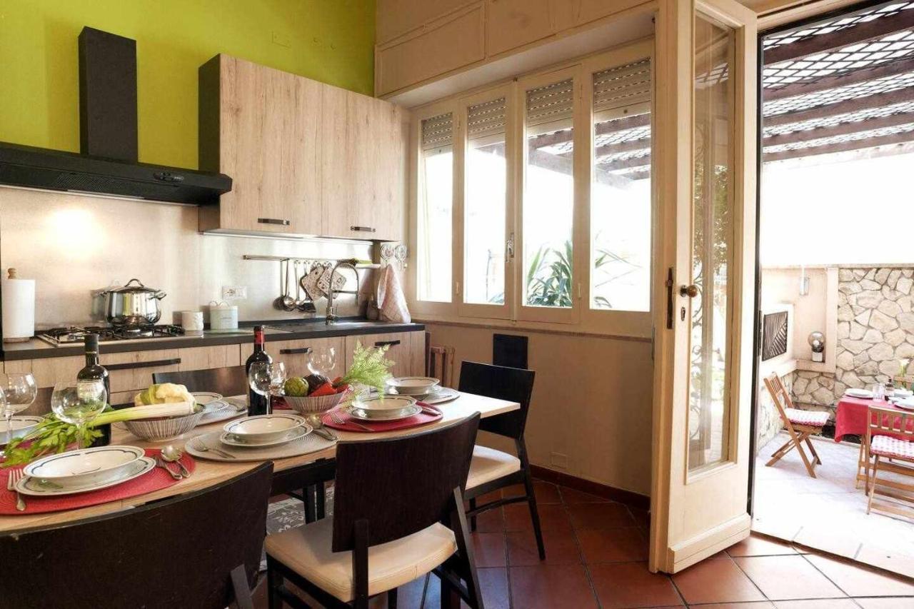 Elegante Villa Lu Centro Citta Con Parcheggio Cagliari Ngoại thất bức ảnh