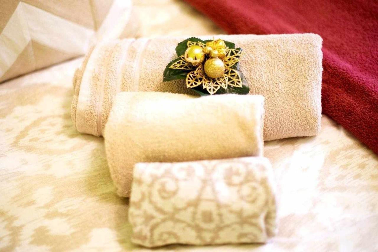 Elegante Villa Lu Centro Citta Con Parcheggio Cagliari Ngoại thất bức ảnh